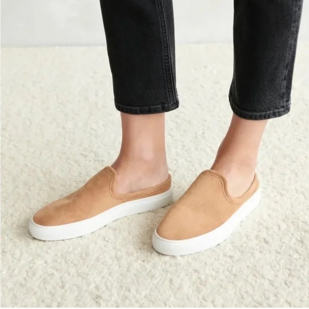 Jenni Kayne tan slip on mules sneakers flats casual shoes size 39